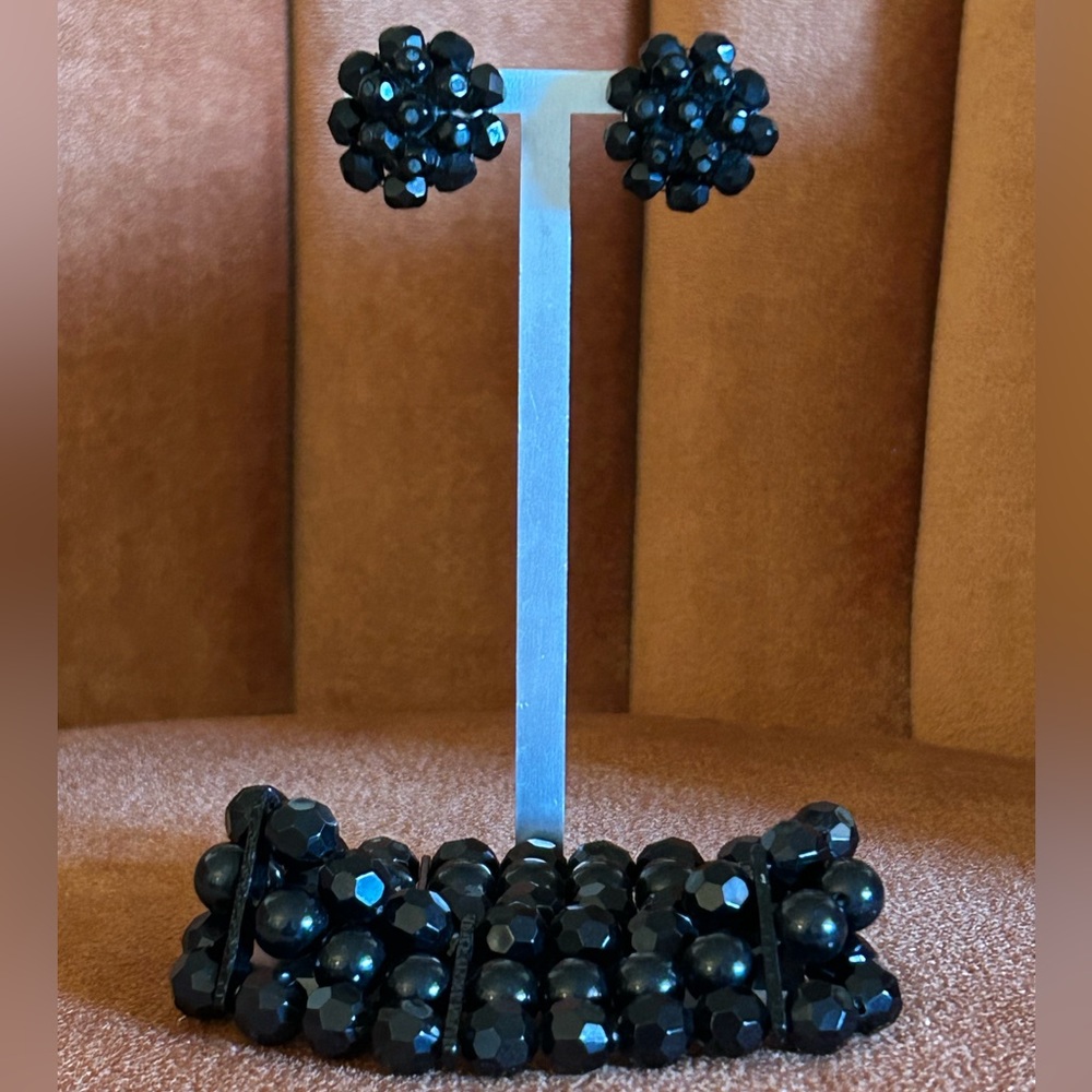 HUGE BUNDLE SALE! DESIGNER LAGUNA SIGNED FACETED BEAD CLIP EARRINGS/BRACELET